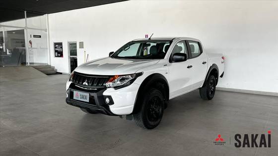 MITSUBISHI L200 TRITON 2.4 16V TURBO DIESEL OUTDOOR GLX CD 4X4 MANUAL